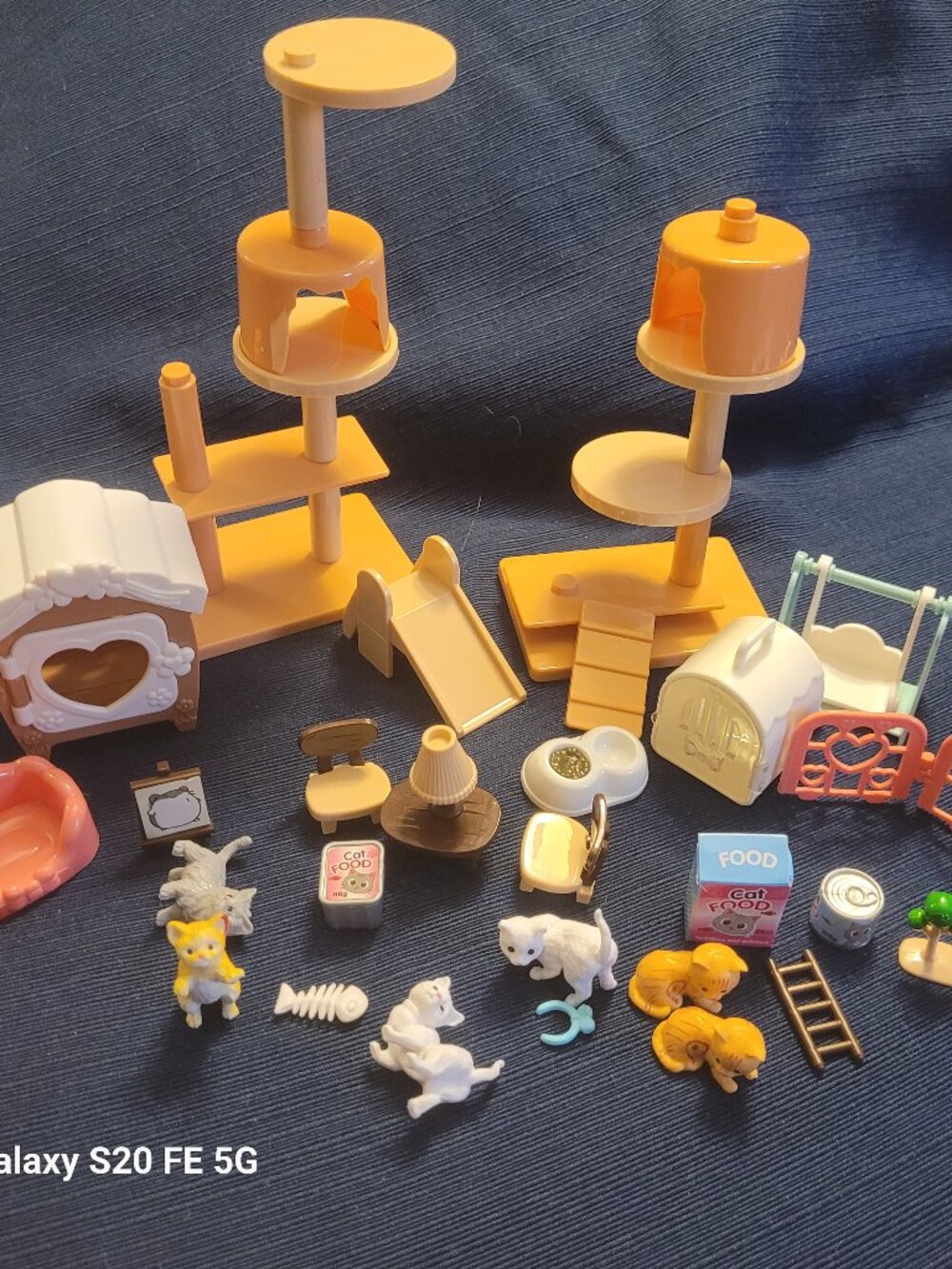 Cat playset